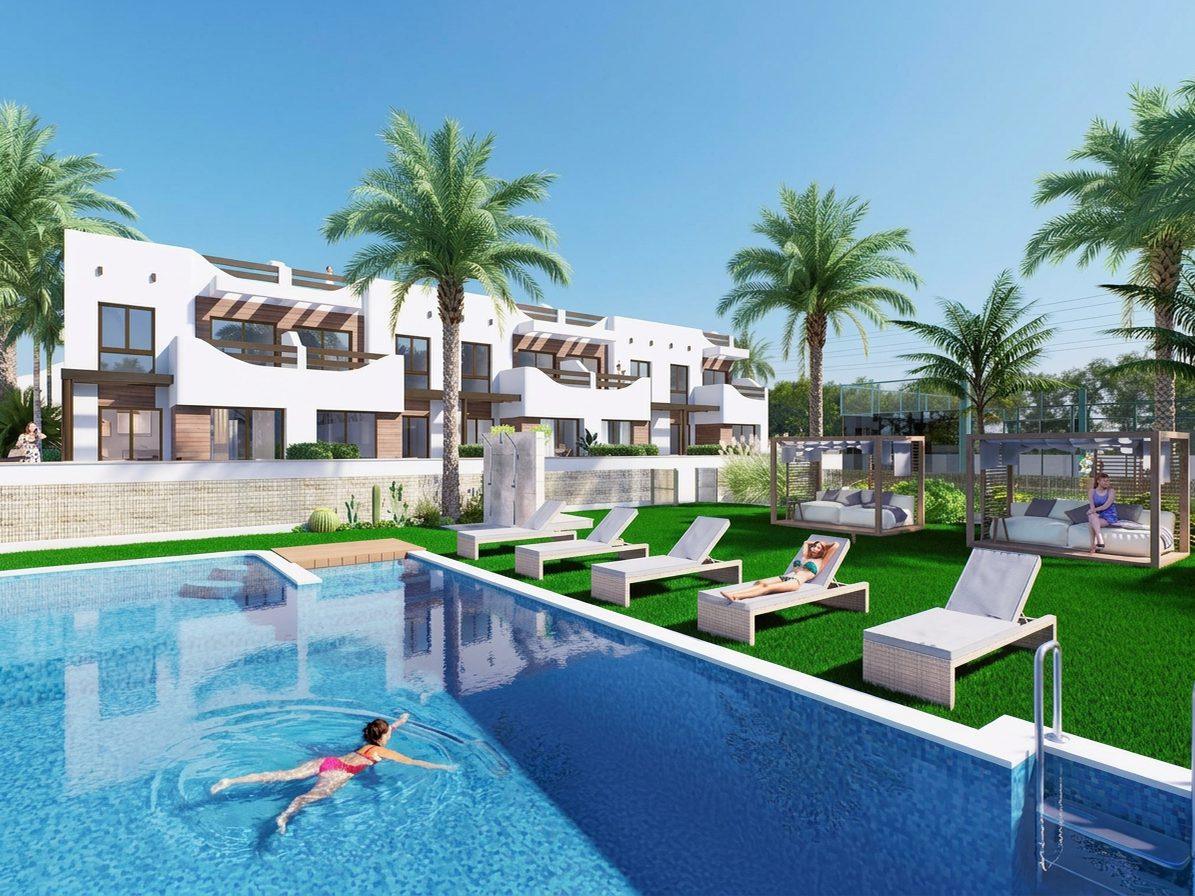 Casas adosadas de obra nueva en Torre de la Horadada