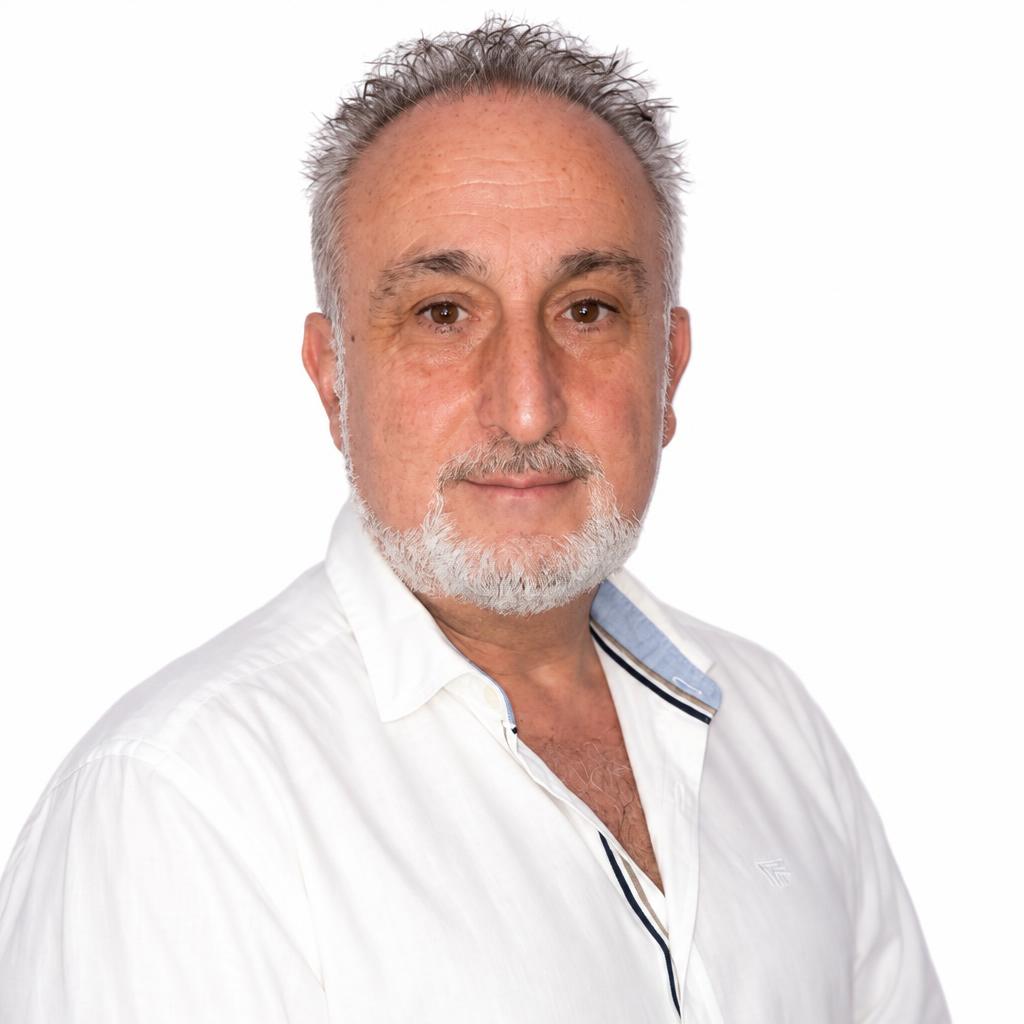 Gaspar Reos, Homiia sales director